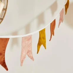 CASA LEON Guirlande De Drapeaux Rouge* Kids